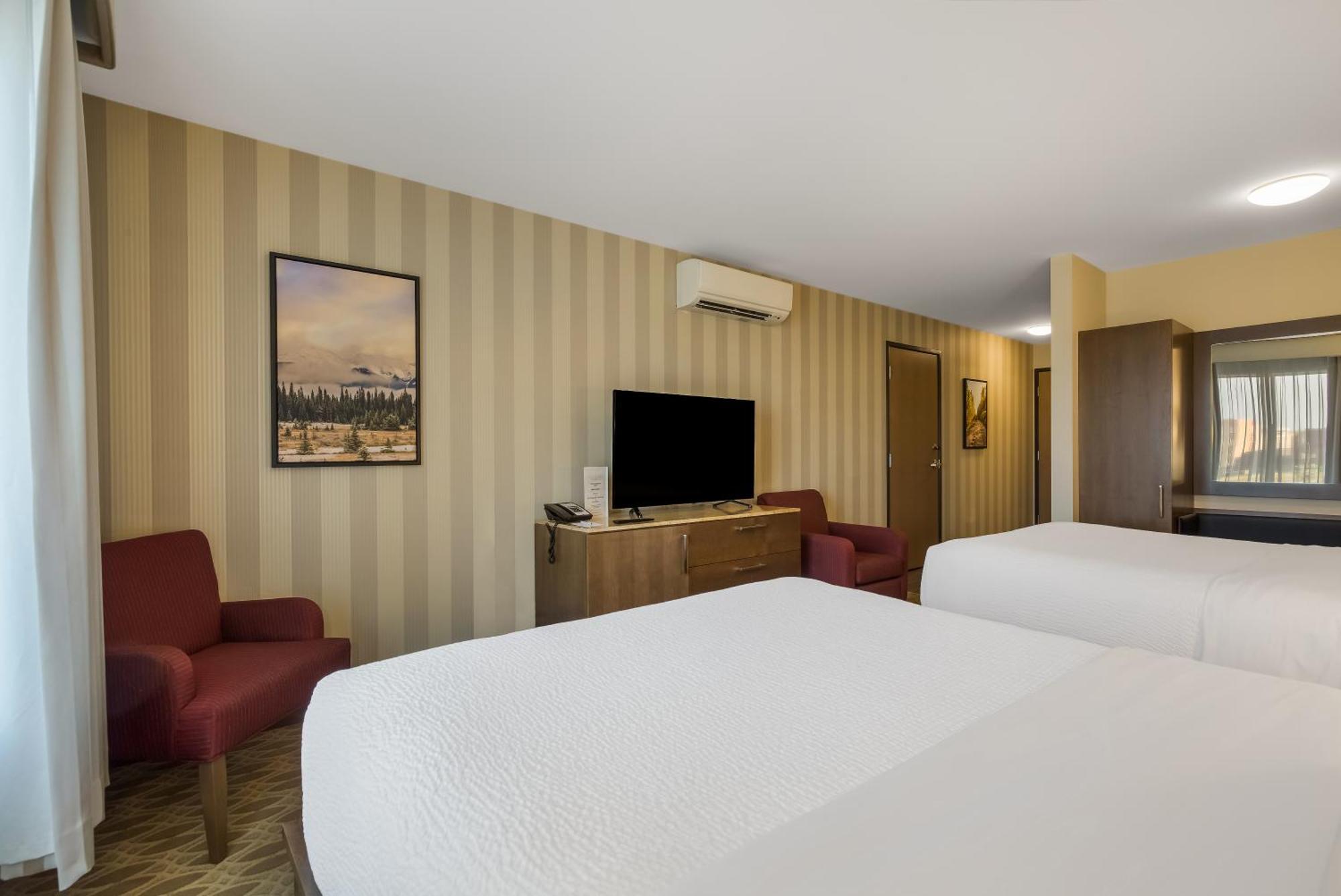 Queen Room Two Queen Beds Disability Access