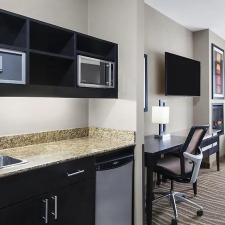 Best Western Premier Freeport Inn Calgary Airport-3